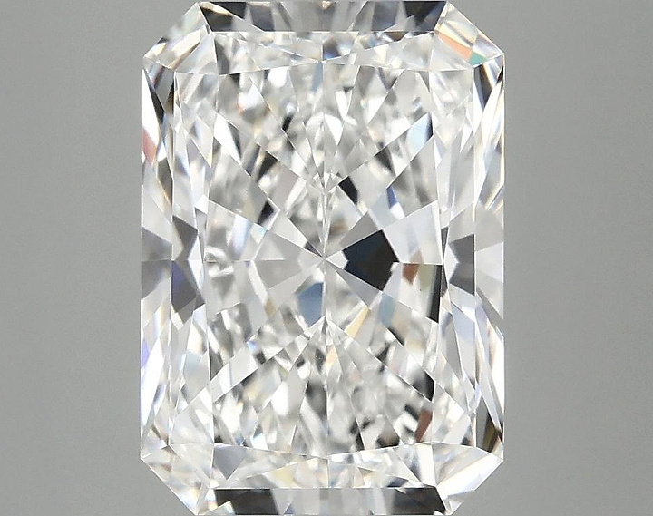 3.96 Carat Radiant Shaped Ideal Cut VS1 IGI Certified Lab Grown Diamond
