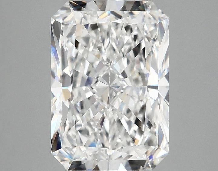 4.05 Carat Radiant Shaped Ideal Cut VS1 IGI Certified Lab Grown Diamond