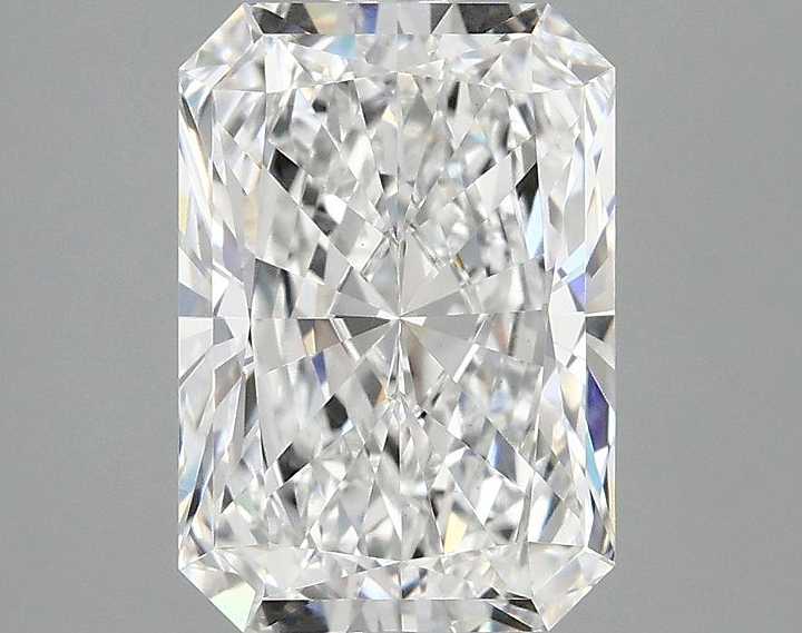 3.07 Carat Radiant Shaped Ideal Cut VVS2 IGI Certified Lab Grown Diamond
