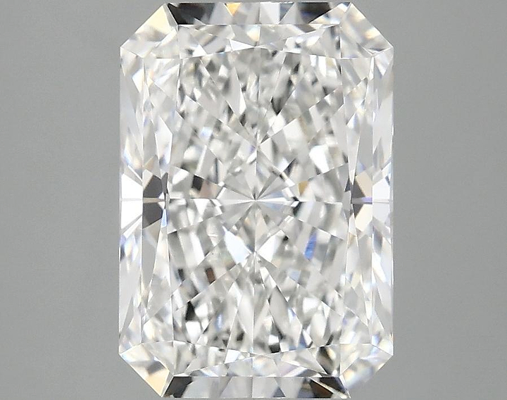 3.08 Carat Radiant Shaped Ideal Cut VVS2 IGI Certified Lab Grown Diamond