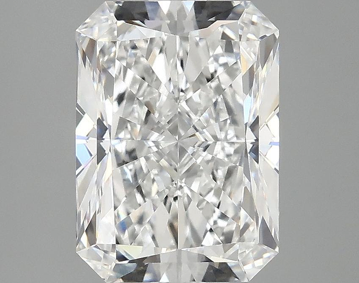 3.07 Carat Radiant Shaped Excellent Cut VVS2 IGI Certified Lab Grown Diamond