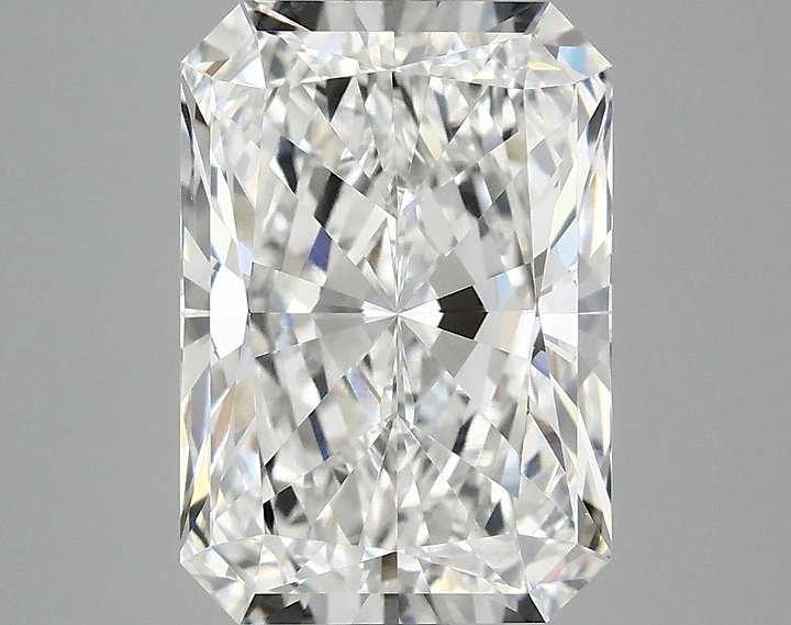 4.07 Carat Radiant Shaped Ideal Cut VVS2 IGI Certified Lab Grown Diamond