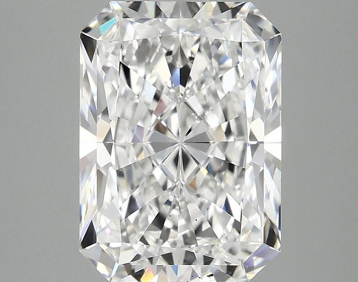 3.06 Carat Radiant Shaped Ideal Cut VS2 IGI Certified Lab Grown Diamond