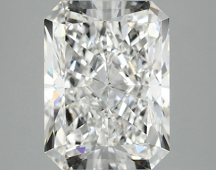 4.03 Carat Radiant Shaped Excellent Cut VVS2 IGI Certified Lab Grown Diamond
