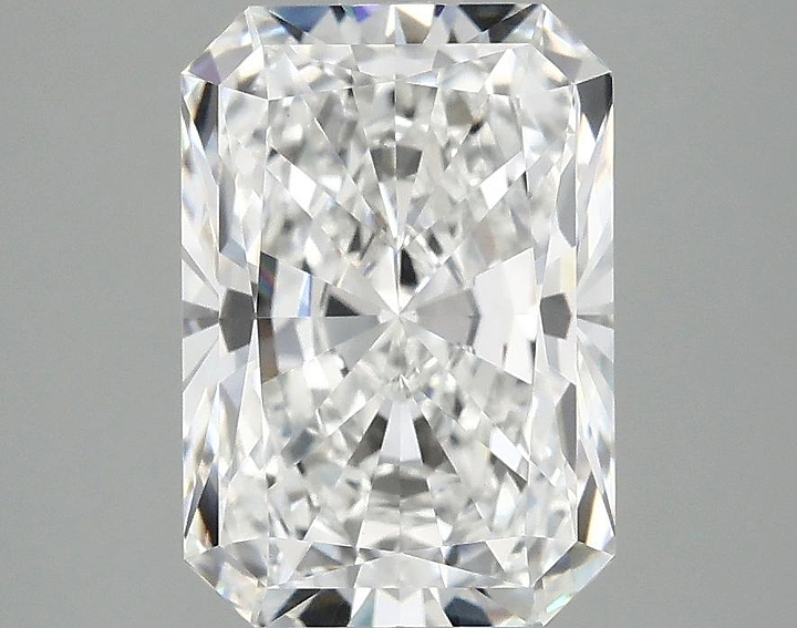 3.06 Carat Radiant Shaped Ideal Cut VVS2 IGI Certified Lab Grown Diamond