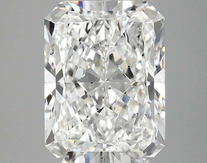 4.07 Carat Radiant Shaped Very Good Cut SI1 IGI Certified Lab Grown Diamond