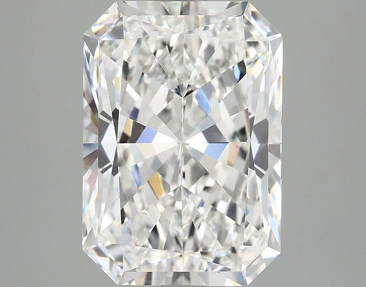 4.08 Carat Radiant Shaped Ideal Cut VVS2 IGI Certified Lab Grown Diamond