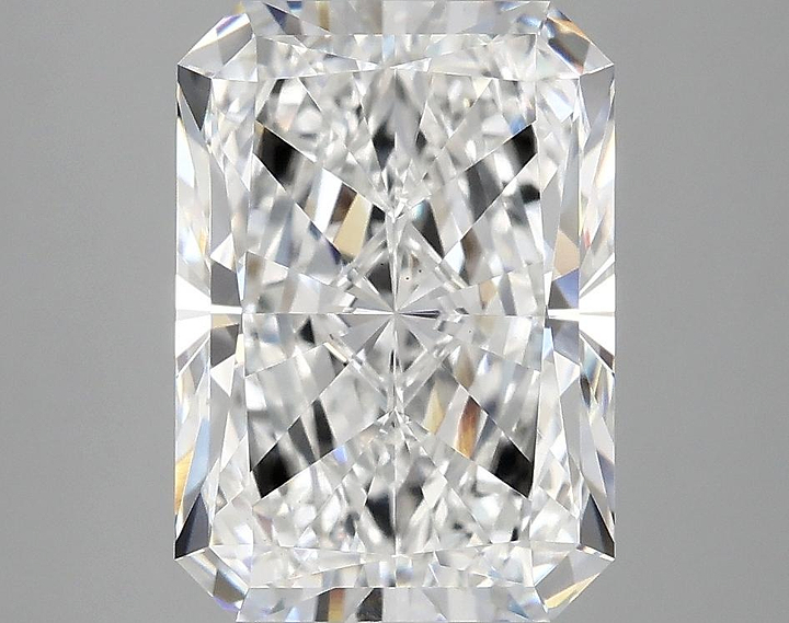 4.01 Carat Radiant Shaped Ideal Cut VS1 IGI Certified Lab Grown Diamond