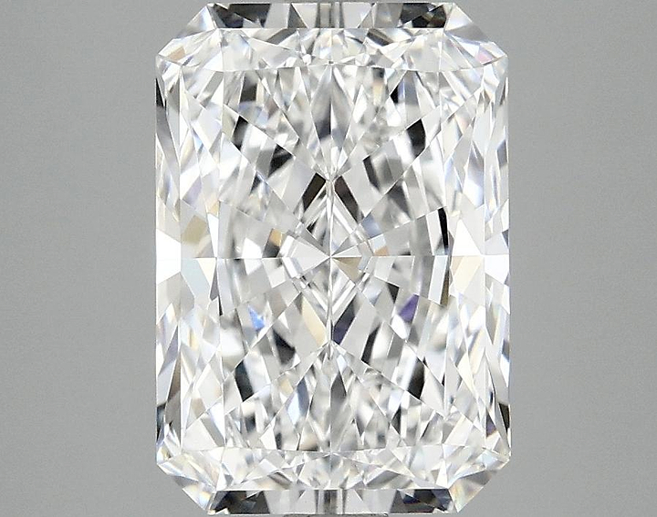 3.03 Carat Radiant Shaped Ideal Cut VVS2 IGI Certified Lab Grown Diamond