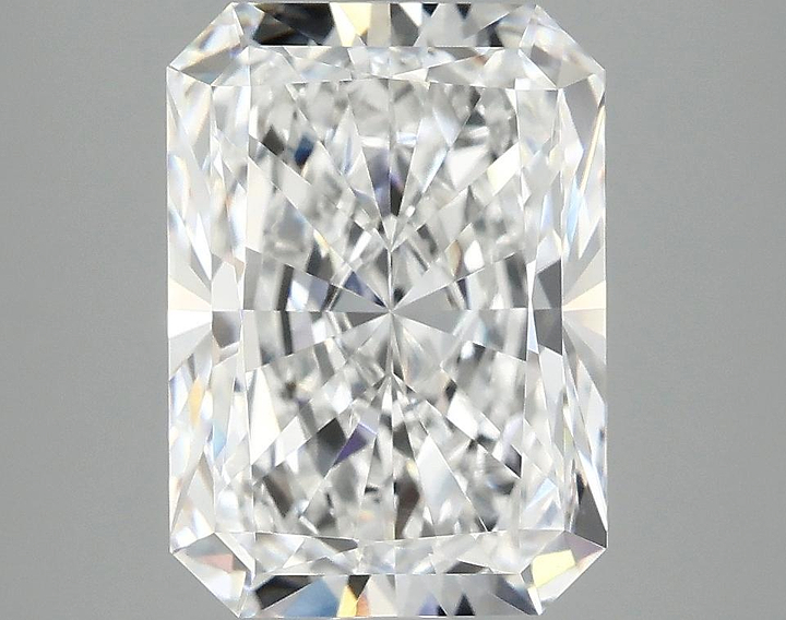4.04 Carat Radiant Shaped Ideal Cut VVS2 IGI Certified Lab Grown Diamond
