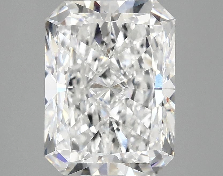 3.07 Carat Radiant Shaped Excellent Cut VVS2 IGI Certified Lab Grown Diamond