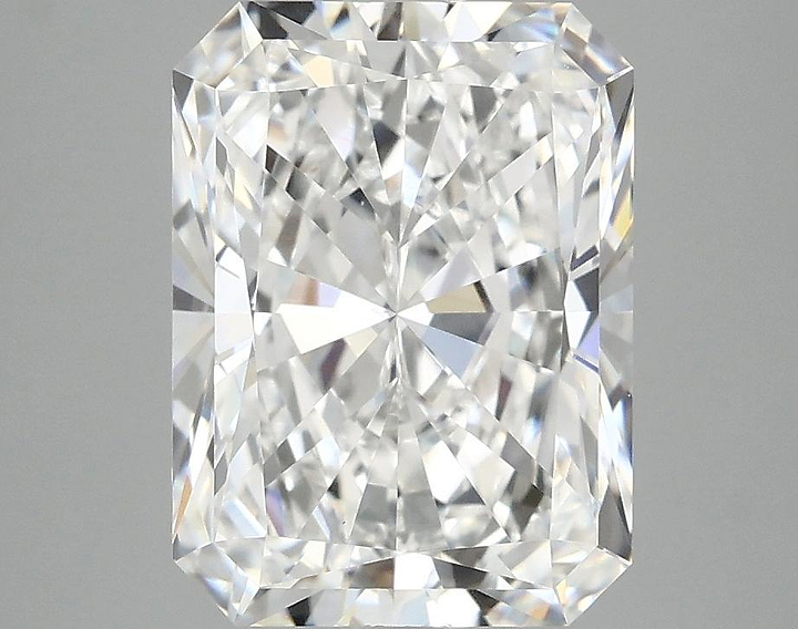 4.05 Carat Radiant Shaped Excellent Cut VVS2 IGI Certified Lab Grown Diamond