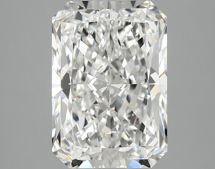 2.98 Carat Radiant Shaped Ideal Cut VVS2 IGI Certified Lab Grown Diamond