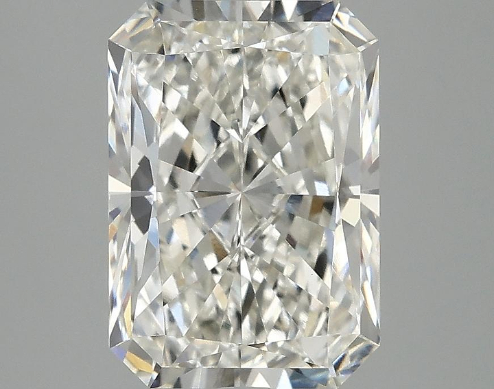 3.1 Carat Radiant Shaped Ideal Cut VVS2 IGI Certified Lab Grown Diamond