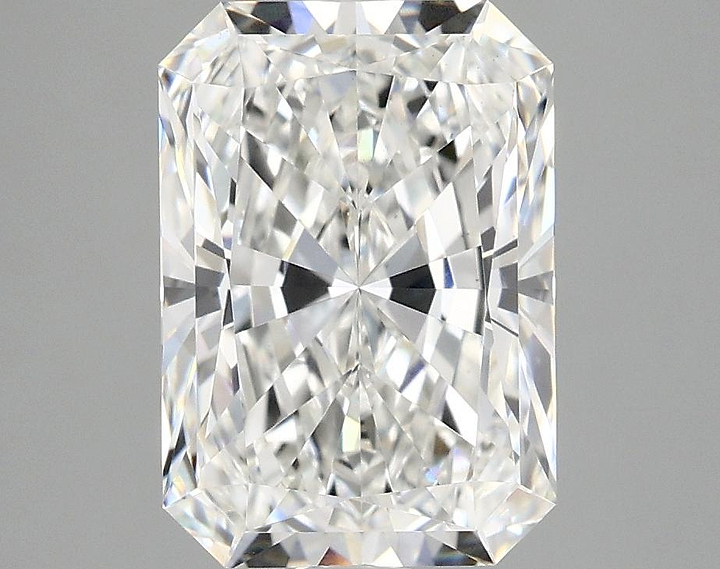 3.1 Carat Radiant Shaped Ideal Cut VVS2 IGI Certified Lab Grown Diamond