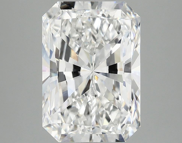 4.0 Carat Radiant Shaped Ideal Cut VVS2 IGI Certified Lab Grown Diamond