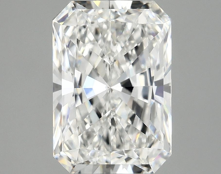 3.05 Carat Radiant Shaped Ideal Cut VVS2 IGI Certified Lab Grown Diamond