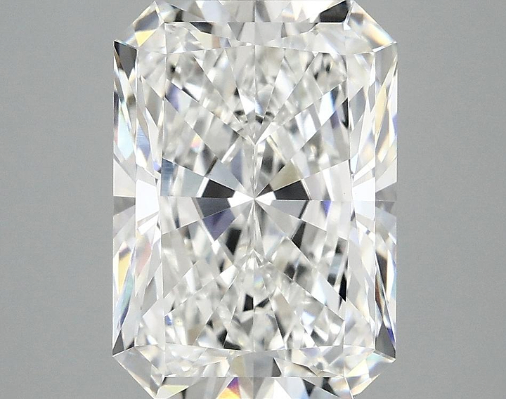 4.07 Carat Radiant Shaped Ideal Cut VVS2 IGI Certified Lab Grown Diamond
