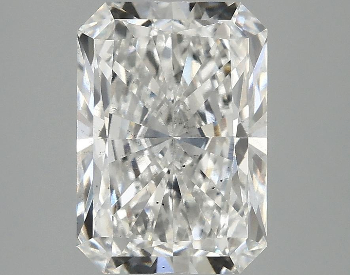 3.1 Carat Radiant Shaped Ideal Cut SI1 IGI Certified Lab Grown Diamond