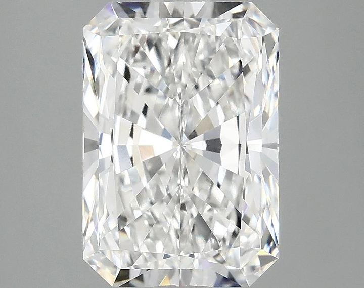 3.02 Carat Radiant Shaped Ideal Cut VVS2 IGI Certified Lab Grown Diamond
