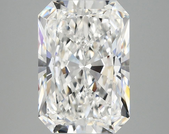 4.19 Carat Radiant Shaped Ideal Cut VS1 IGI Certified Lab Grown Diamond