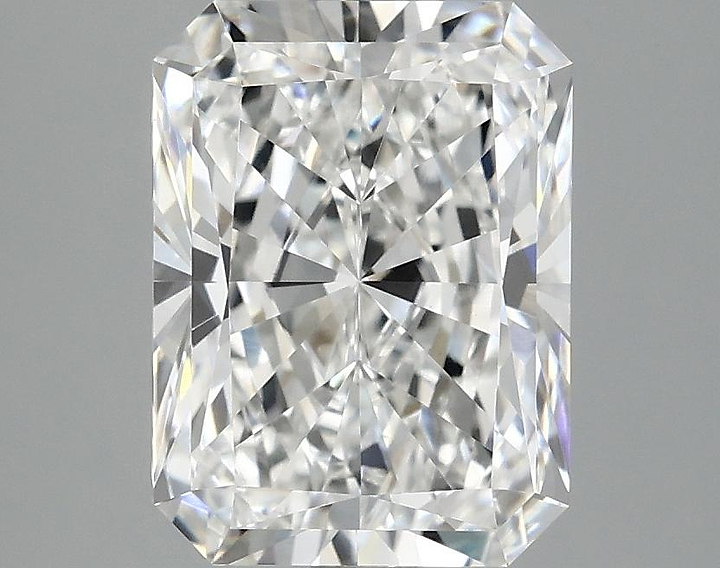 3.02 Carat Radiant Shaped Excellent Cut VVS2 IGI Certified Lab Grown Diamond