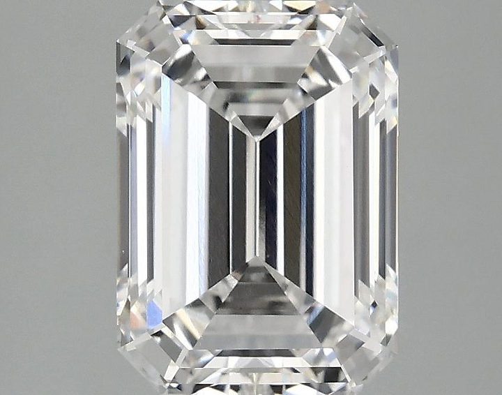 2.95 Carat Emerald Shaped Ideal Cut VS1 IGI Certified Lab Grown Diamond