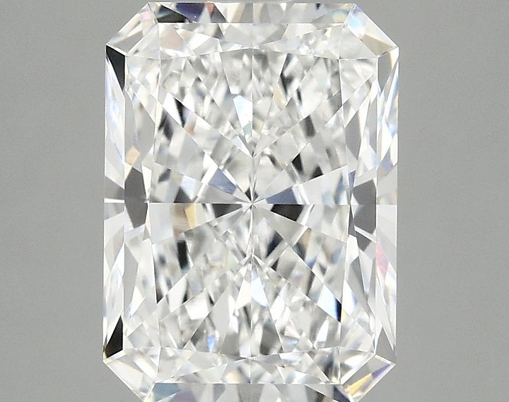 3.05 Carat Radiant Shaped Excellent Cut VS1 IGI Certified Lab Grown Diamond