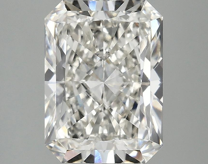 3.04 Carat Radiant Shaped Excellent Cut VVS2 IGI Certified Lab Grown Diamond
