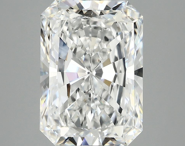 3.97 Carat Radiant Shaped Ideal Cut VS2 IGI Certified Lab Grown Diamond
