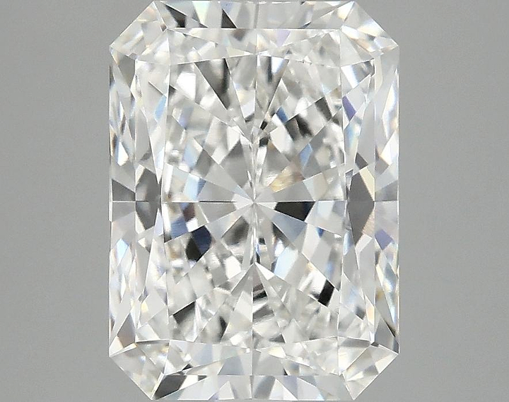 2.99 Carat Radiant Shaped Excellent Cut VVS2 IGI Certified Lab Grown Diamond