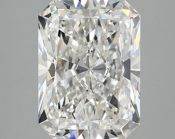 3.1 Carat Radiant Shaped Excellent Cut VS2 IGI Certified Lab Grown Diamond