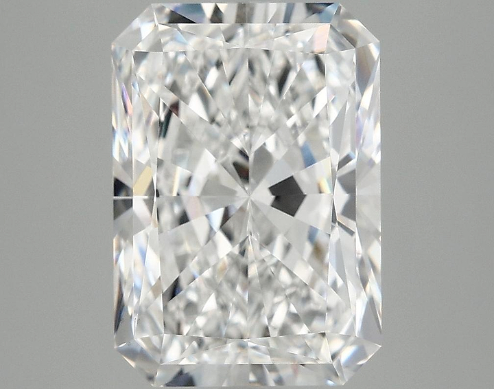 4.05 Carat Radiant Shaped Ideal Cut VVS2 IGI Certified Lab Grown Diamond