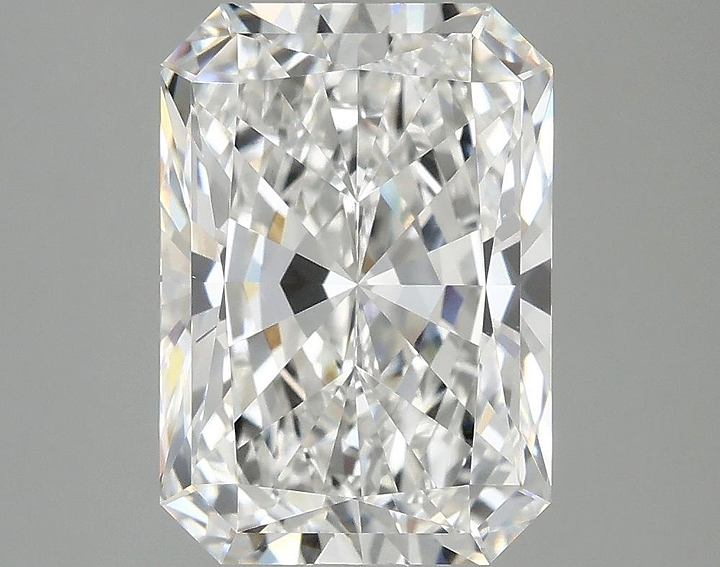 4.09 Carat Radiant Shaped Ideal Cut VVS2 IGI Certified Lab Grown Diamond