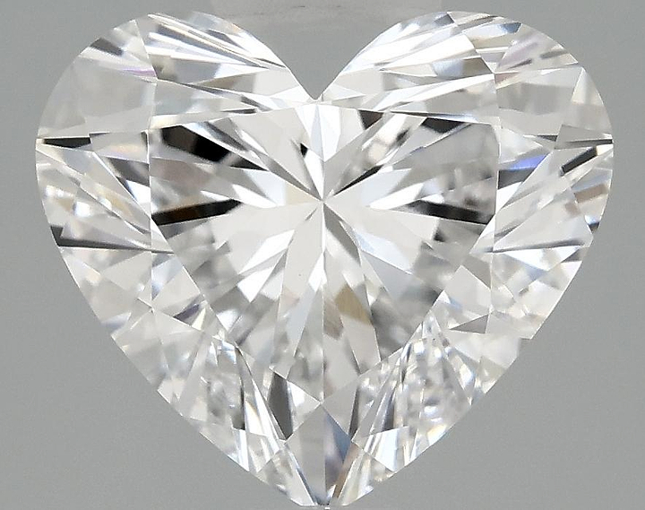 1.97 Carat Heart Shaped Ideal Cut VVS2 IGI Certified Lab Grown Diamond