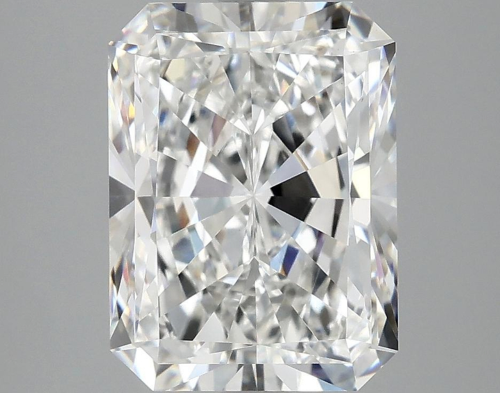 4.02 Carat Radiant Shaped Excellent Cut VVS2 IGI Certified Lab Grown Diamond