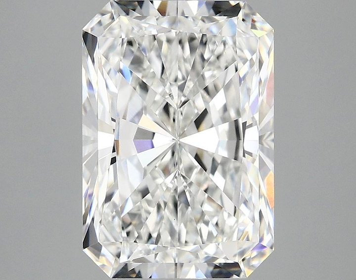4.07 Carat Radiant Shaped Ideal Cut VVS2 IGI Certified Lab Grown Diamond