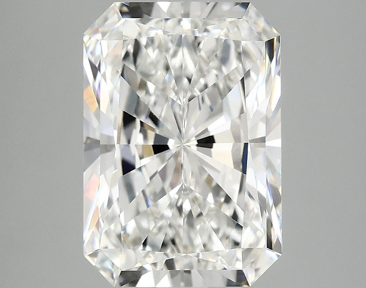 3.95 Carat Radiant Shaped Ideal Cut VVS2 IGI Certified Lab Grown Diamond
