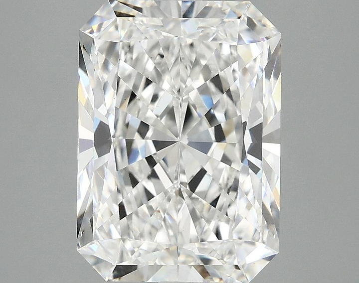 4.04 Carat Radiant Shaped Excellent Cut VVS2 IGI Certified Lab Grown Diamond