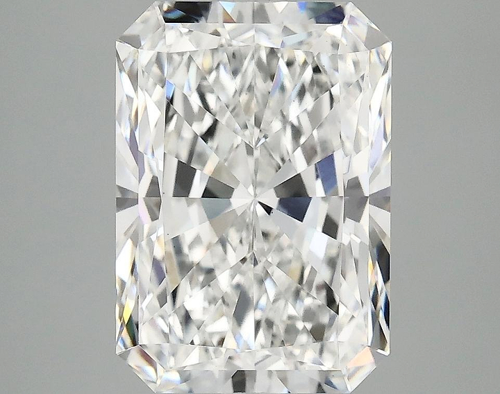 3.89 Carat Radiant Shaped Ideal Cut VS1 IGI Certified Lab Grown Diamond