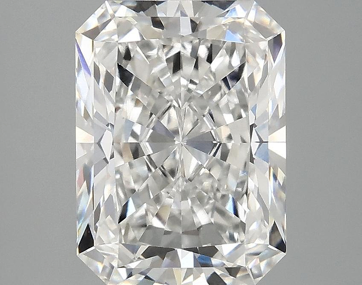 3.09 Carat Radiant Shaped Excellent Cut VVS2 IGI Certified Lab Grown Diamond