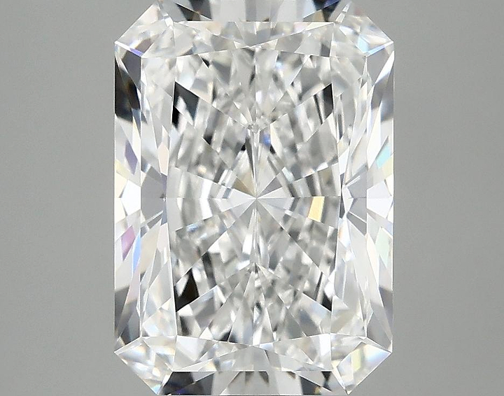 3.96 Carat Radiant Shaped Ideal Cut VVS2 IGI Certified Lab Grown Diamond