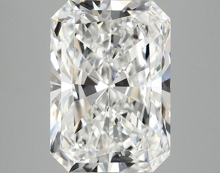 4.1 Carat Radiant Shaped Ideal Cut VVS2 IGI Certified Lab Grown Diamond