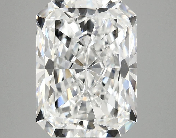4.15 Carat Radiant Shaped Excellent Cut VVS2 IGI Certified Lab Grown Diamond