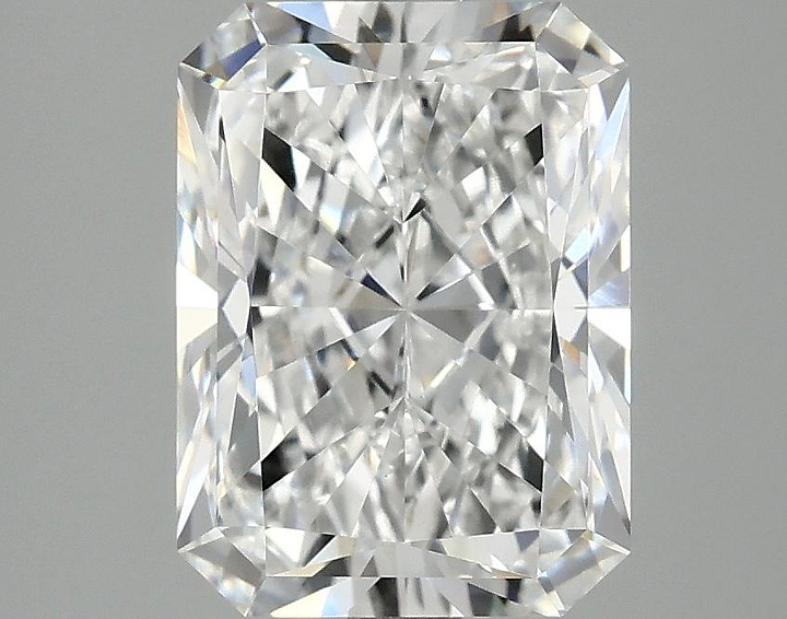 3.02 Carat Radiant Shaped Excellent Cut VVS2 IGI Certified Lab Grown Diamond