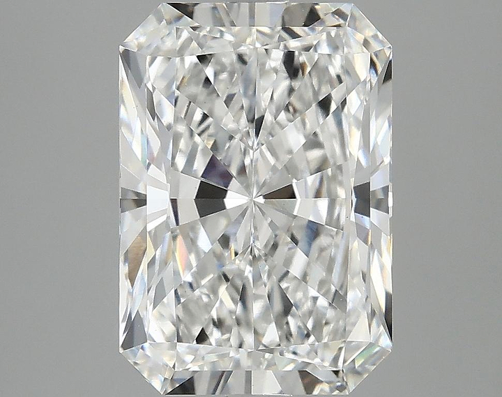 3.84 Carat Radiant Shaped Ideal Cut VS1 IGI Certified Lab Grown Diamond