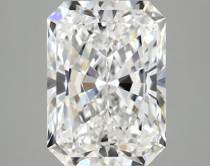 2.98 Carat Radiant Shaped Excellent Cut VS1 IGI Certified Lab Grown Diamond