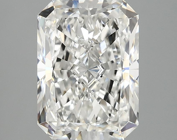 3.08 Carat Radiant Shaped Excellent Cut VVS2 IGI Certified Lab Grown Diamond