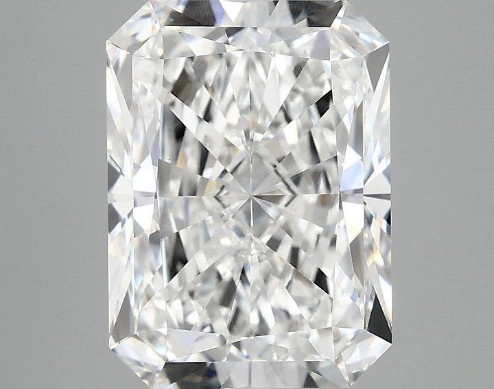 4.07 Carat Radiant Shaped Excellent Cut VVS2 IGI Certified Lab Grown Diamond