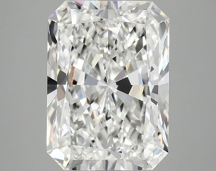 4.01 Carat Radiant Shaped Ideal Cut VVS2 IGI Certified Lab Grown Diamond